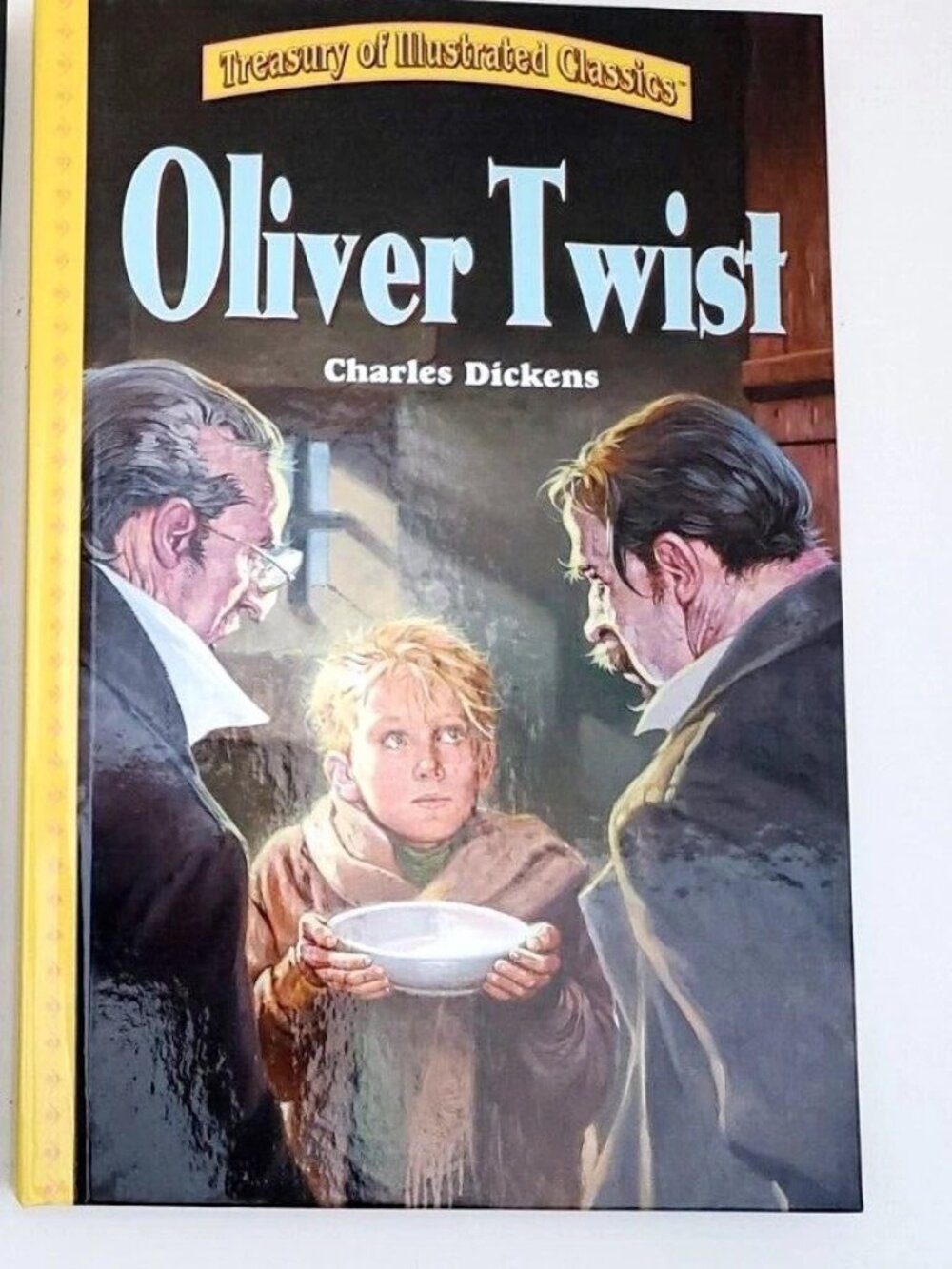 Treasury Of Illustrated Classics Oliver Twist by Charles Dickens Hardcover NEW